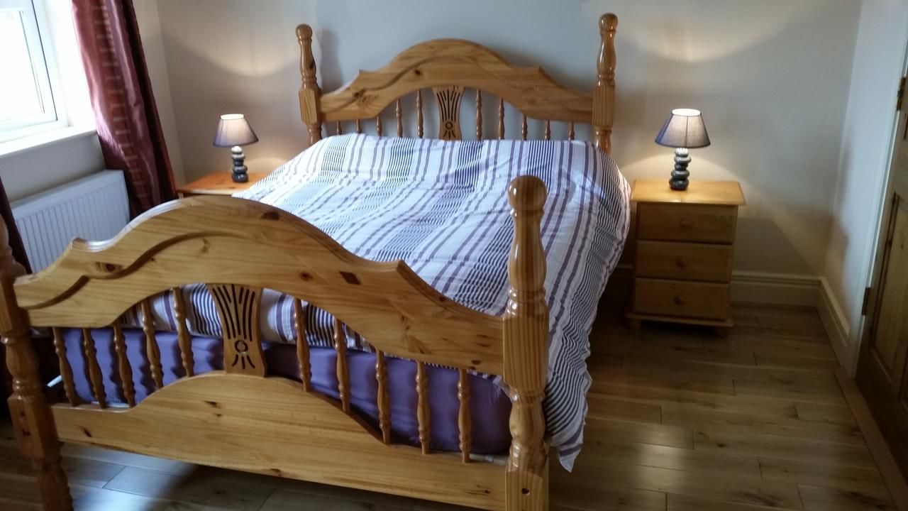 Отели типа «постель и завтрак» Whitethorn Lodge, Farm B&B, Lackafinna Конг-15